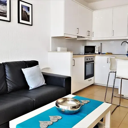 Edificio Verdemar - Stunning 1 Bed With Pool & Sea Views דירה נרחה