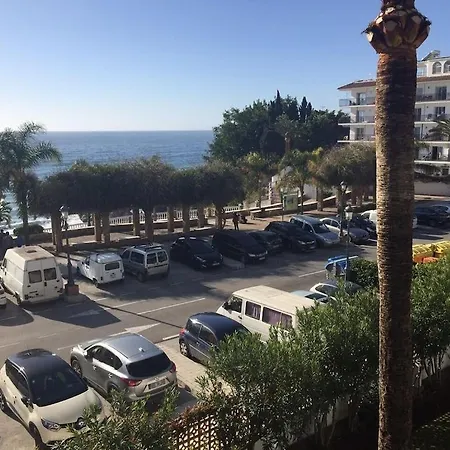 Edificio Verdemar - Stunning 1 Bed With Pool & Sea Views * נרחה