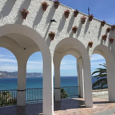 Edificio Verdemar - Stunning 1 Bed With Pool & Sea Views 公寓 内尔哈