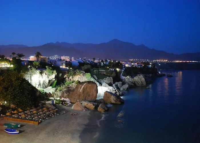 公寓 Edificio Verdemar - Stunning 1 Bed With Pool & Sea Views 内尔哈